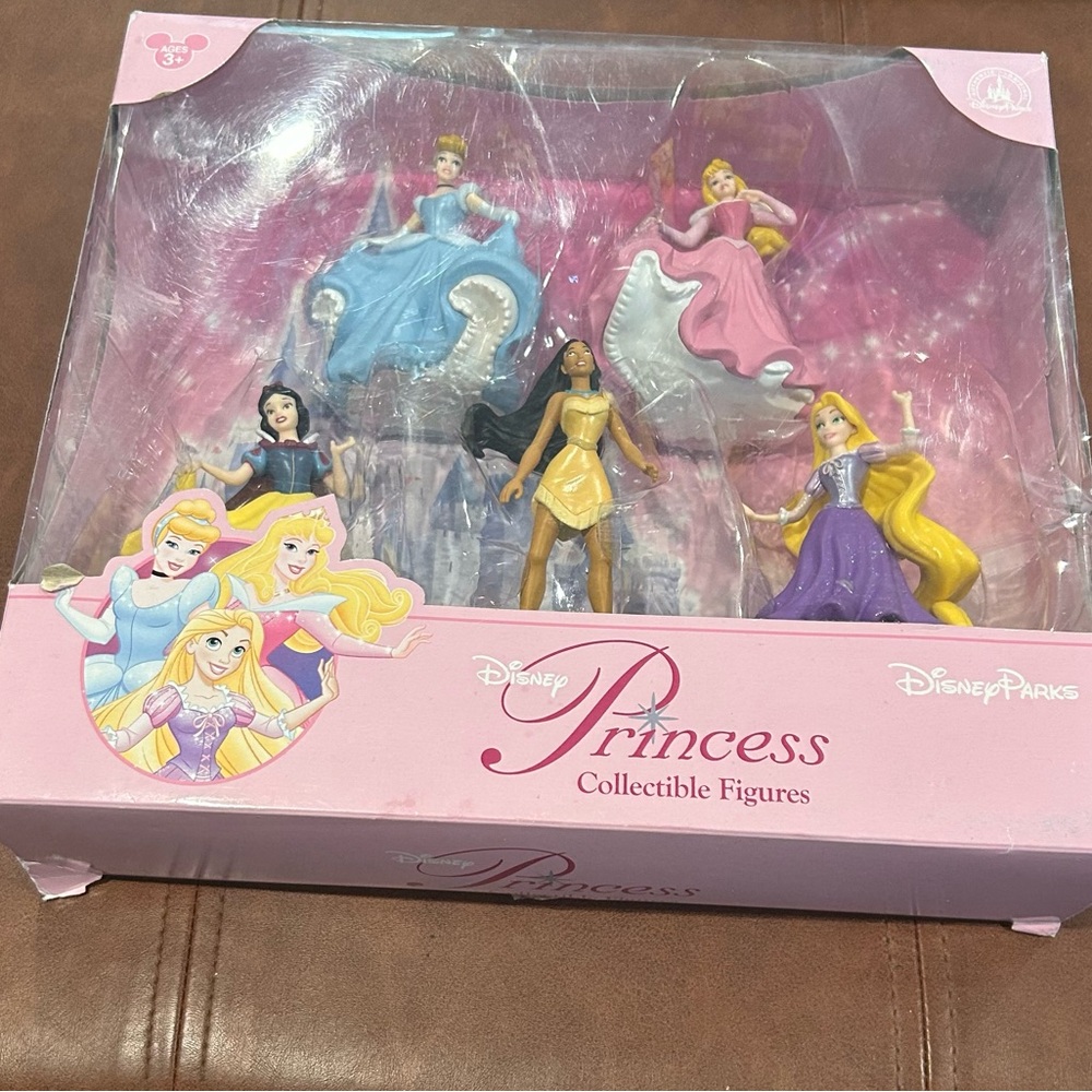 Disney Princess Vinyl Figures Lot Cake Toppers Or To Play With